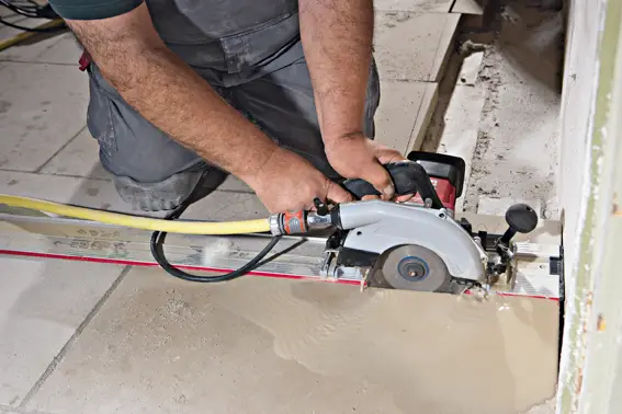 Flex - מכונת חיתוך חשמלית עם חיבור מים