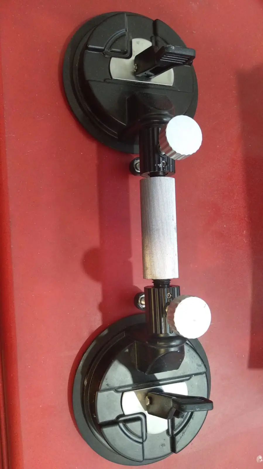 גורילה תופסנית ואקום ידנית