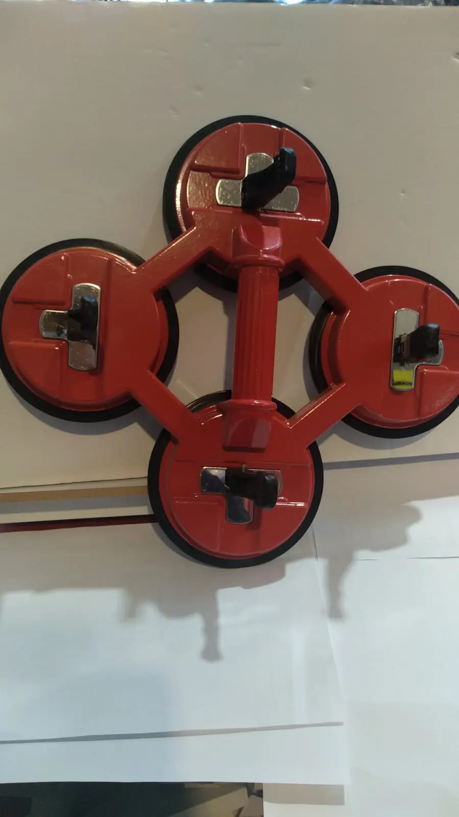 ונדוזה מרובעת תפסניות ואקום