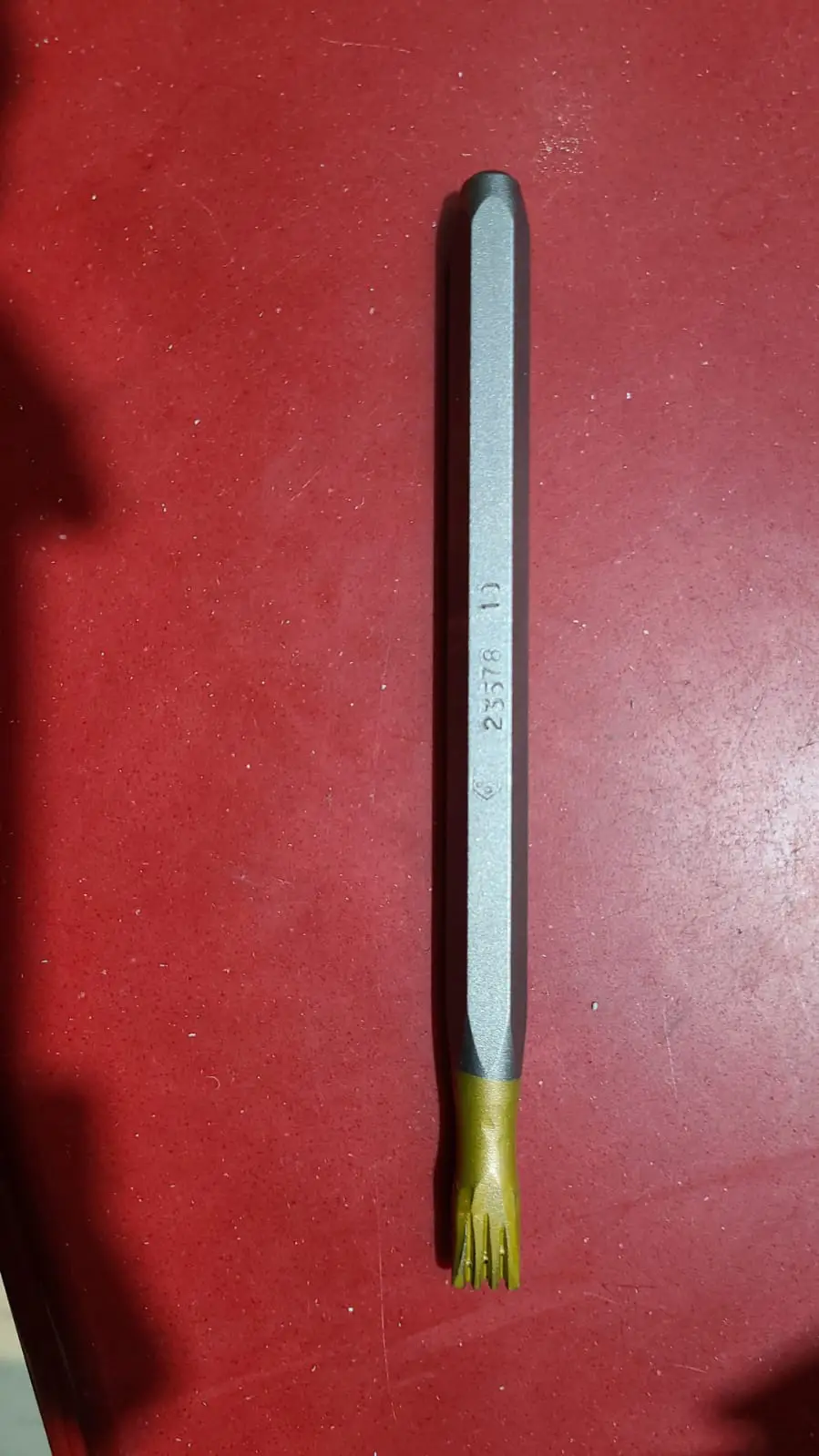 איזמל משונן וידיה 4 שיניים